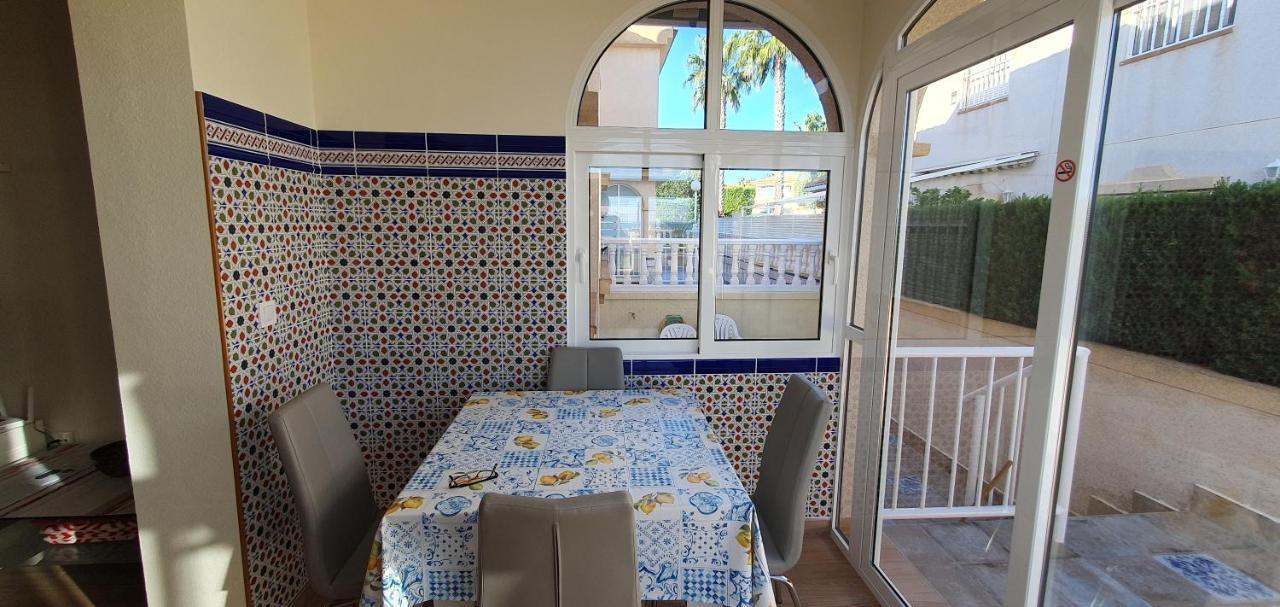 Ferienwohnung Torrevieja Exterior foto
